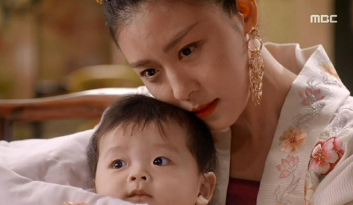 Ki quý phi và con trai