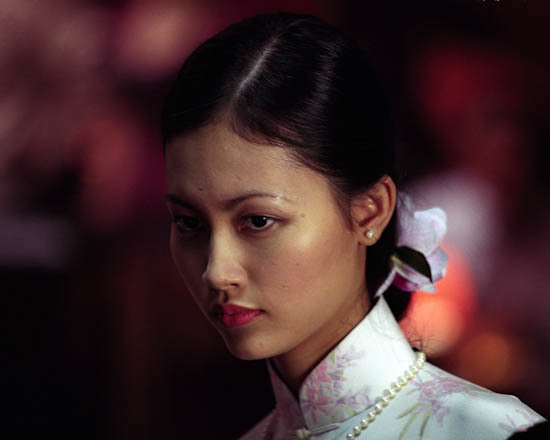 Do-Thi-Hai-Yen-in-The-Quiet-American-Premium-Photograph-and-Poster-1031972__94260.1432434689.1280.1280